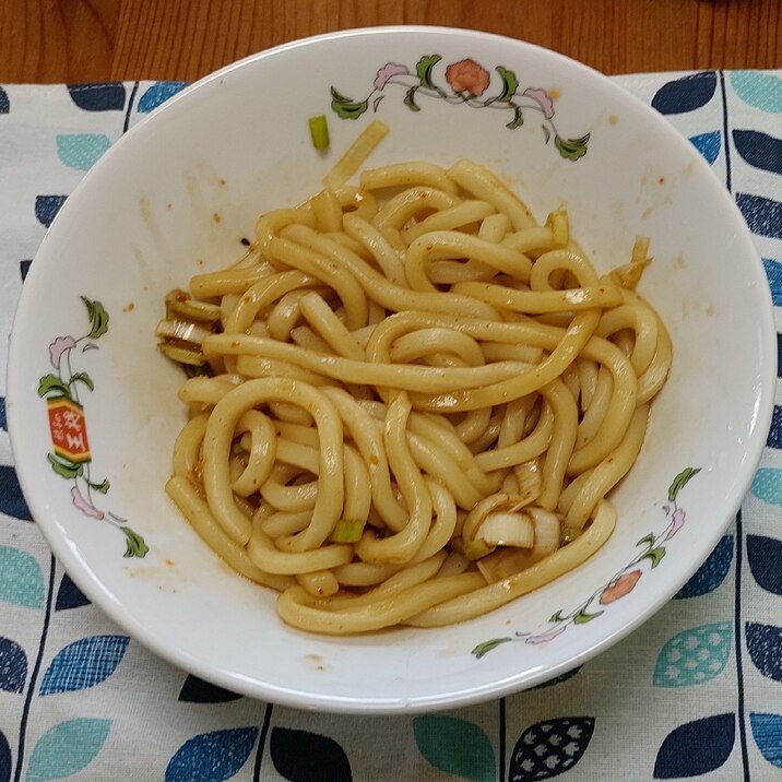 旨辛汁なしうどん